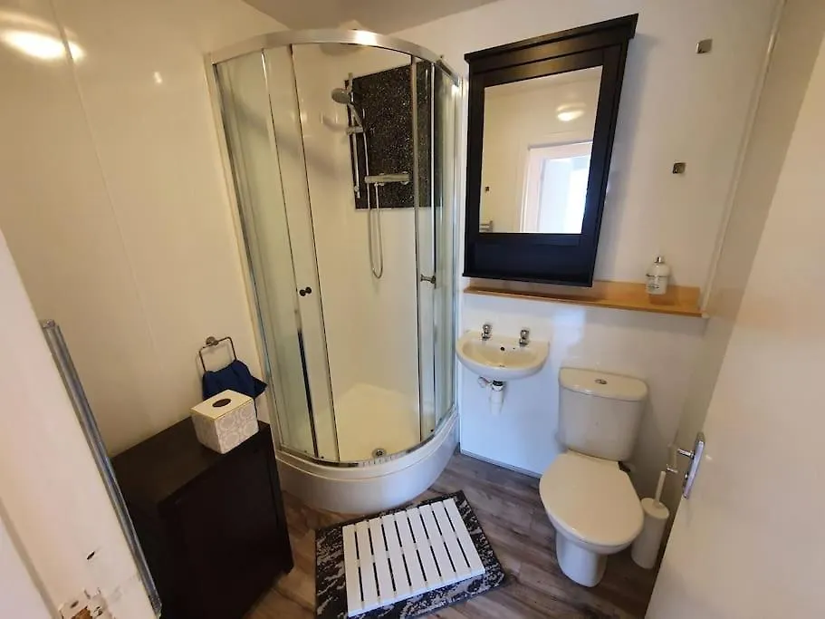 Lejlighed Lovely, Comfortable And Bright 3 Bedroom Top Floor Flat In City Centre Aberdeen