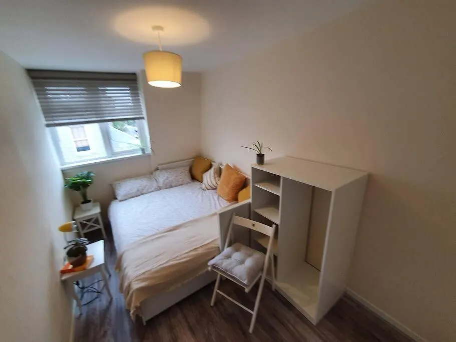 Lovely, Comfortable And Bright 3 Bedroom Top Floor Flat In City Centre Aberdeen Lejlighed